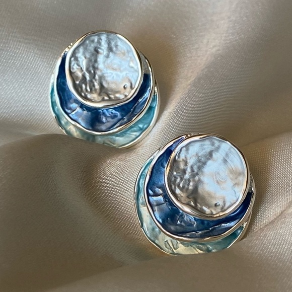 ✨Sundance Artesia Earrings - Picture 8 of 11